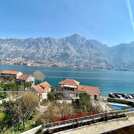 Blanka Sea View Apartments Kotor Bagian luar foto